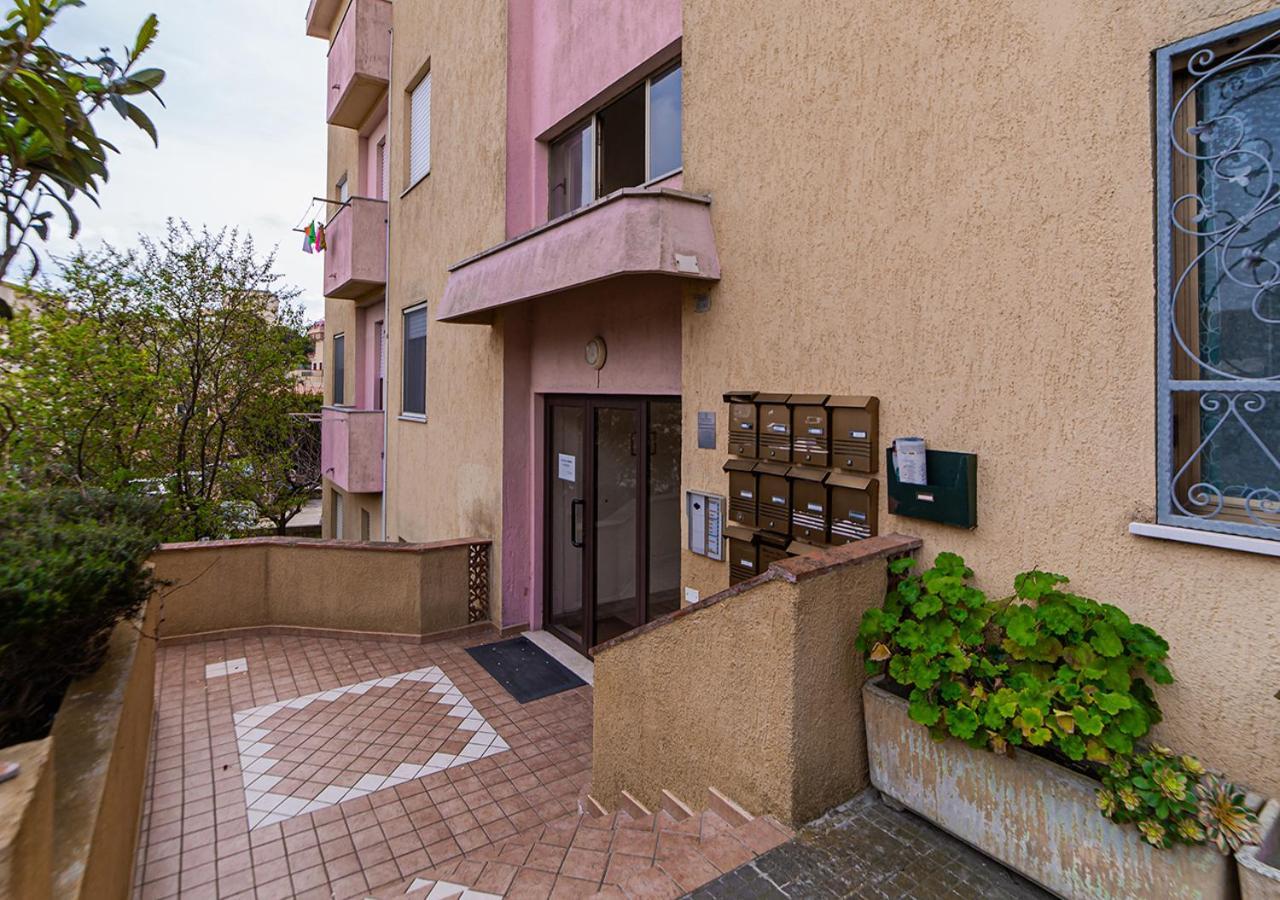 Apartament Casa Zara La Maddalena  Zewnętrze zdjęcie